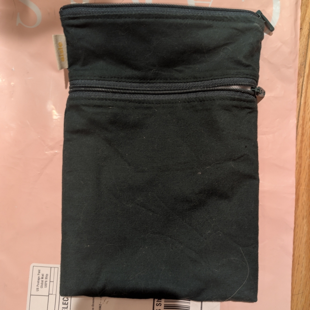 Period Aisle Hunter Green Wet Bag